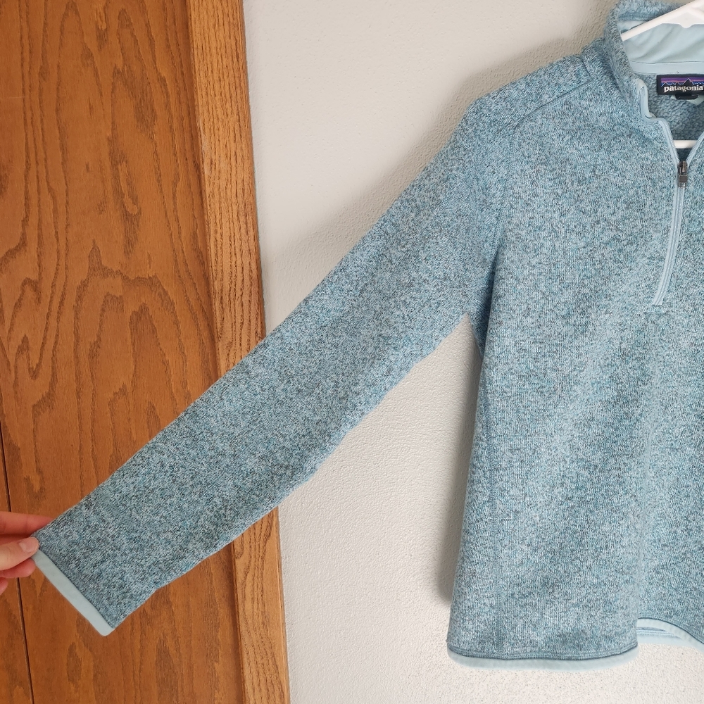 Patagonia Quarter-Zip Jacket - Picture 2 of 10